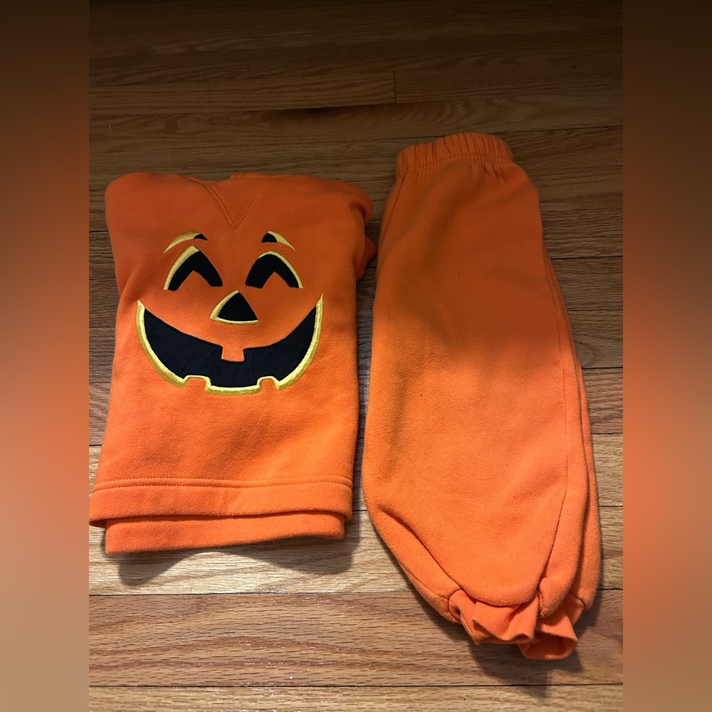 Pumpkin Sweatsuit (Baby)